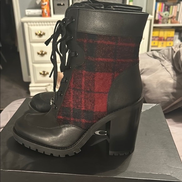 Coach Women's Black and Red Boots - Picture 6 of 10